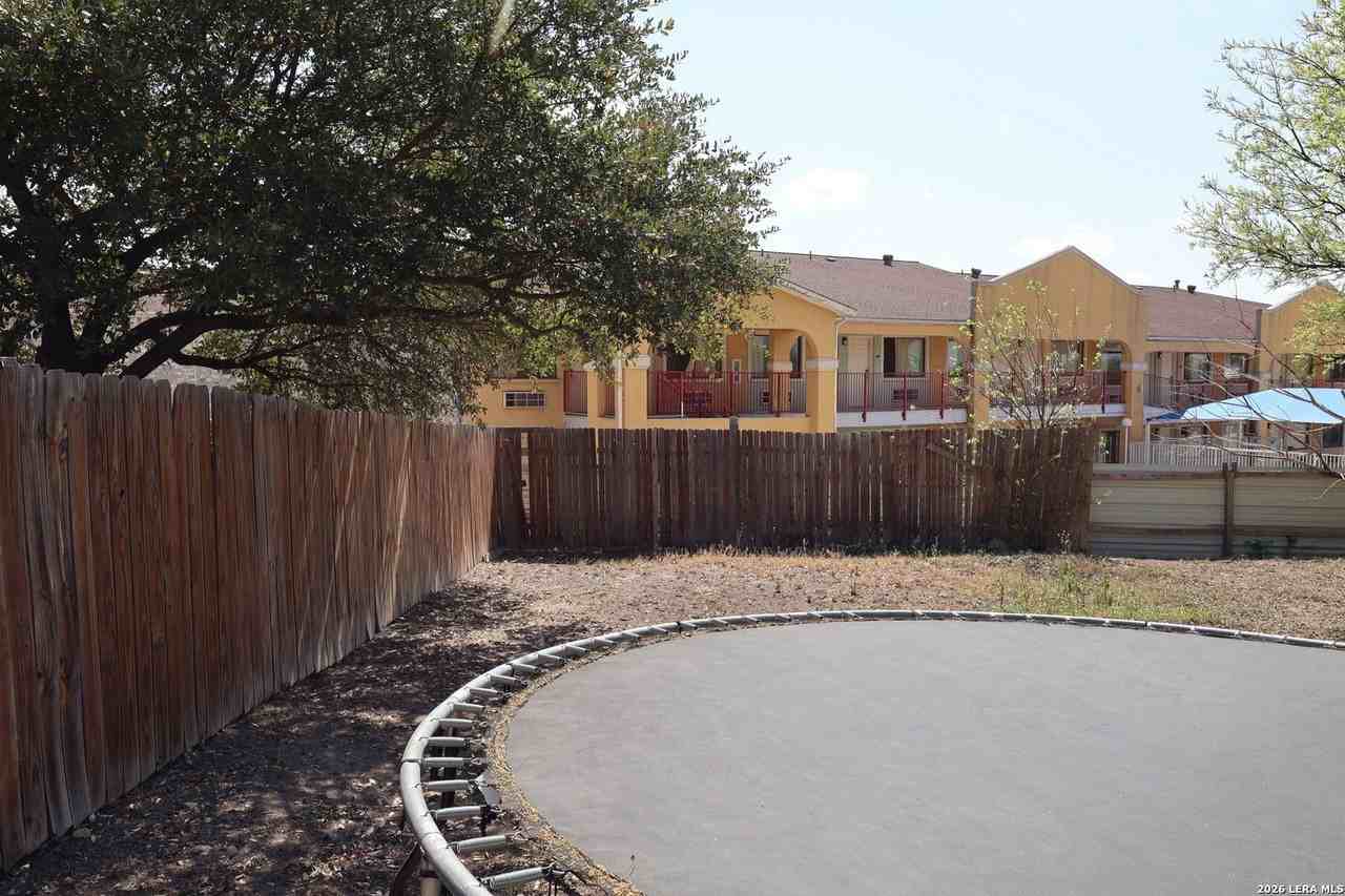 1300 Norfleet St - Photo 4 of 20