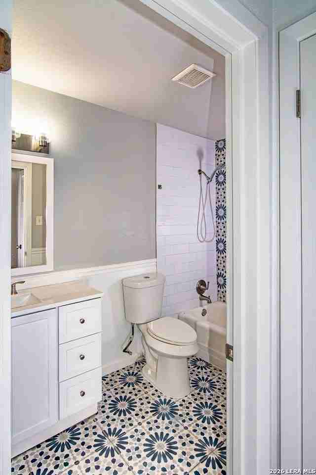 4319 Algruth Dr - Photo 6 of 10
