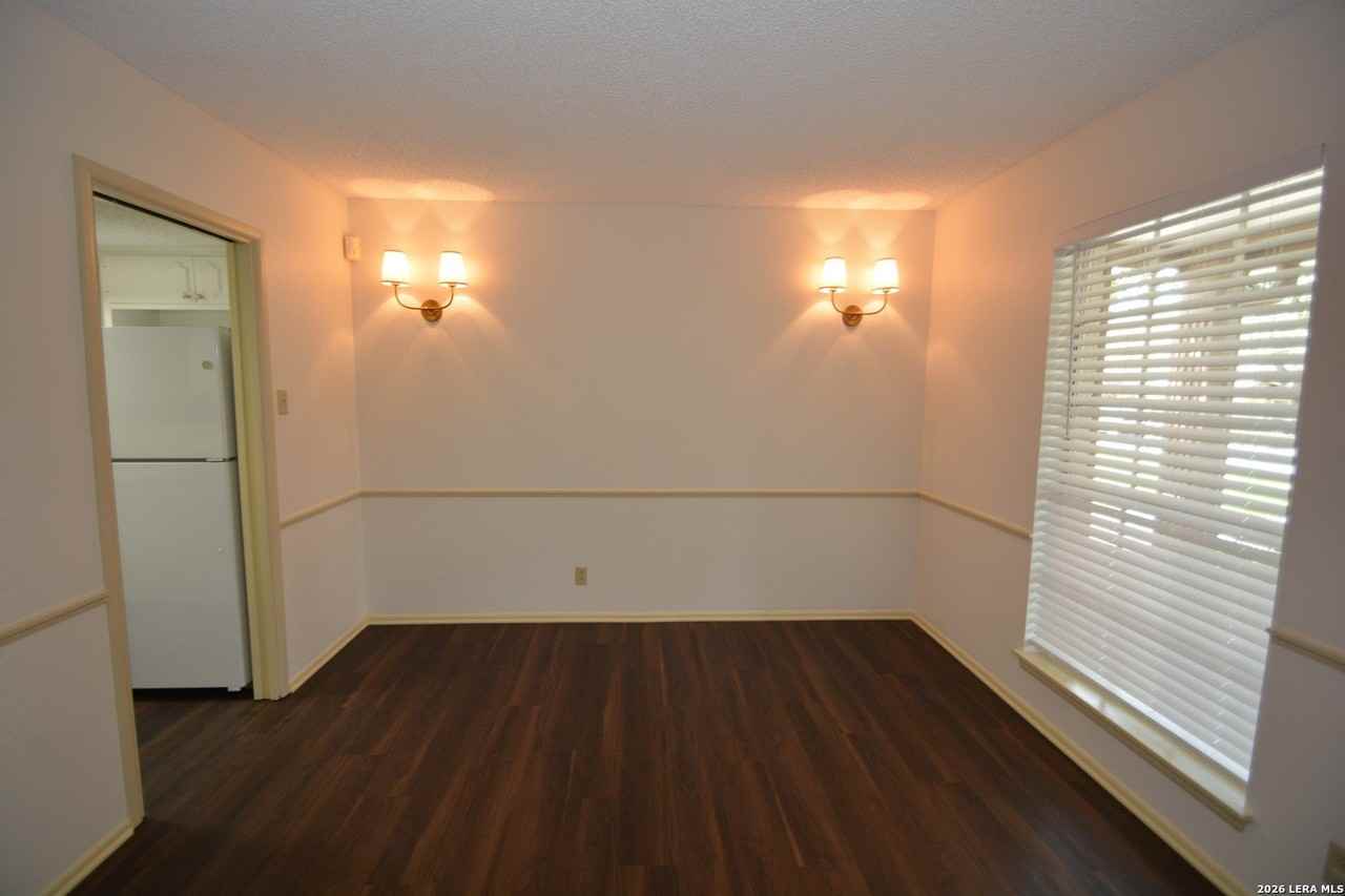 602 Briar Oak St - Photo 5 of 24