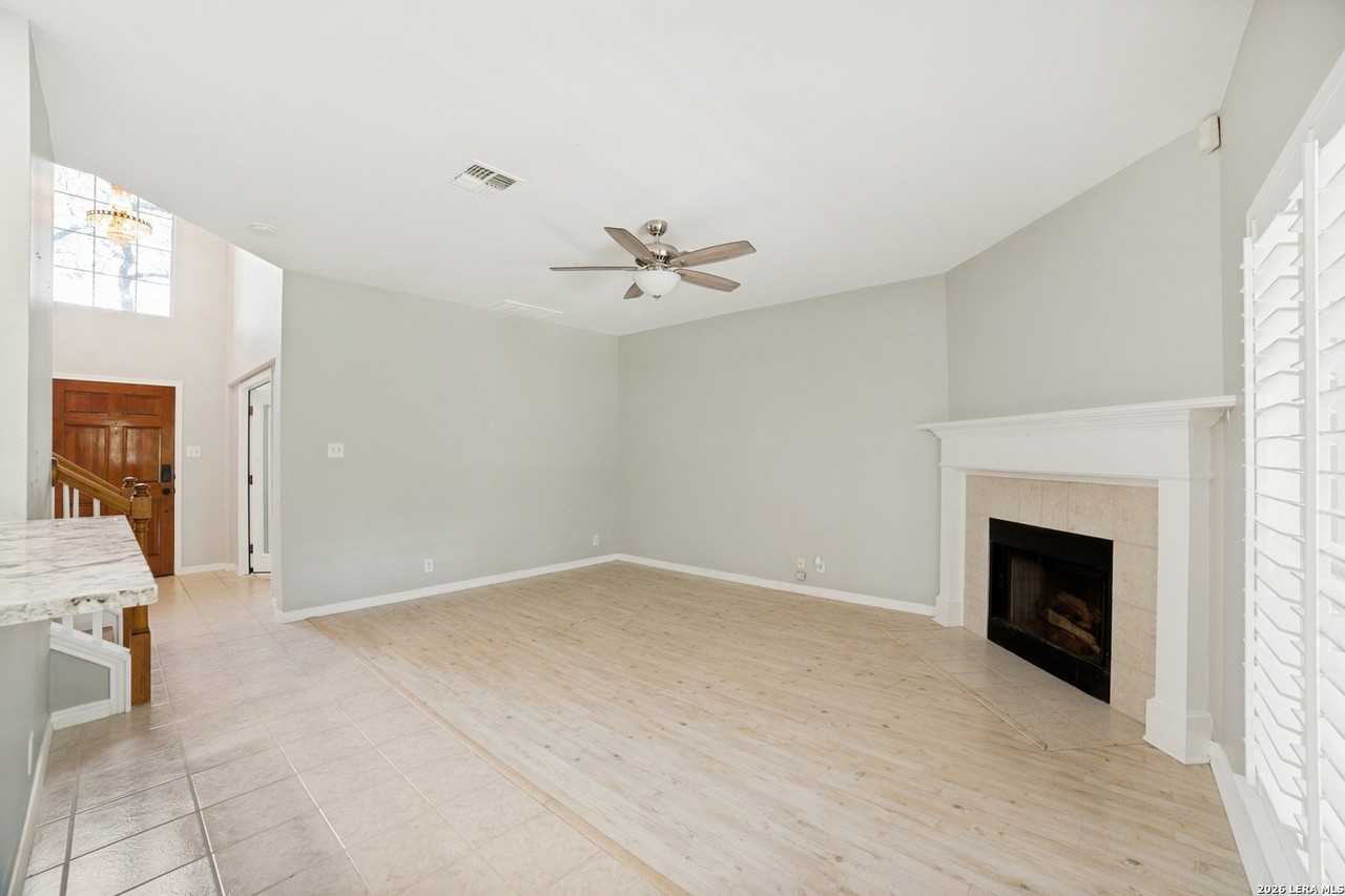 7014 Andtree Blvd - Photo 6 of 25