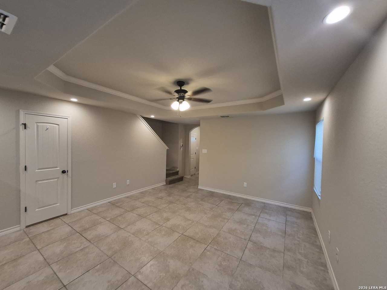 6870 Lakeview Dr #101 - Photo 4 of 25