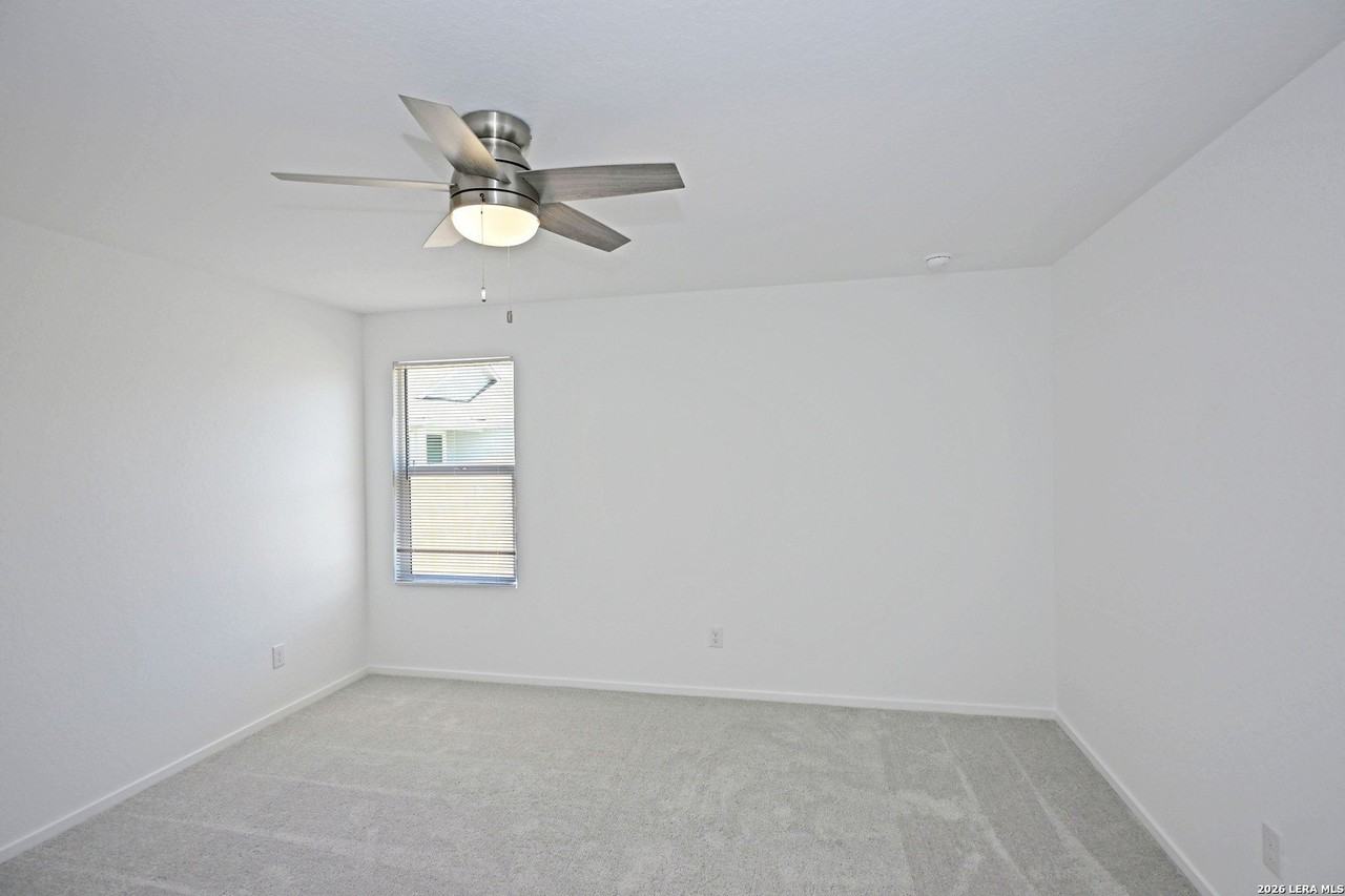 729 Thea Mdws - Photo 6 of 29