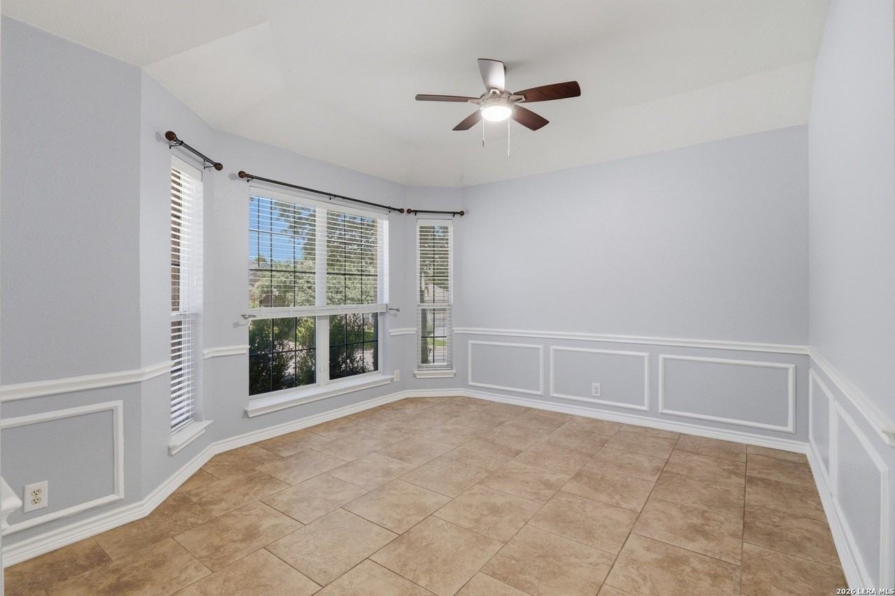 6542 Jade Mdw - Photo 6 of 37