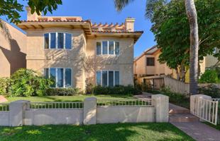 featured image of 7463 Draper Ave