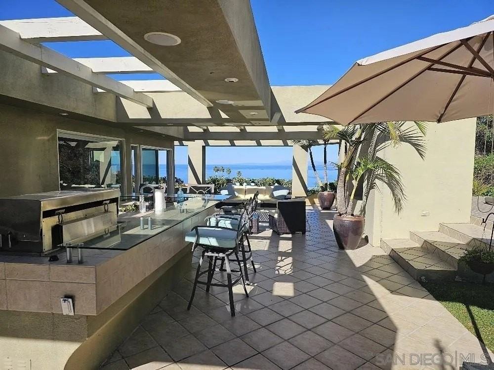 7275 Via Capri - Photo 6 of 47