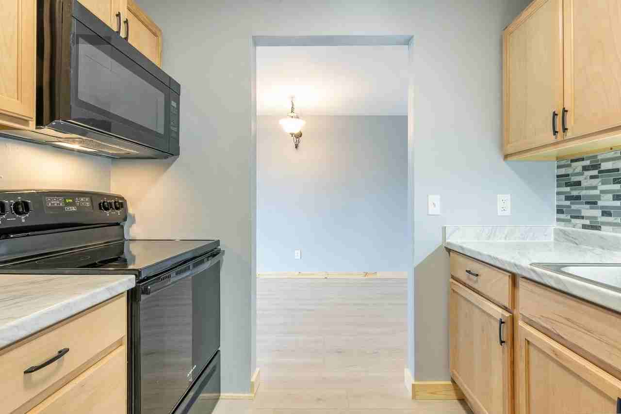 2703 Westview Ct - Photo 6 of 41