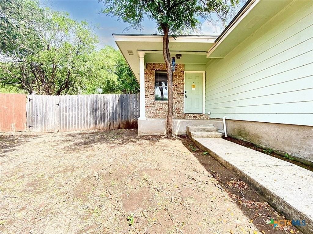 106 Hughson Ct - Photo 3 of 36