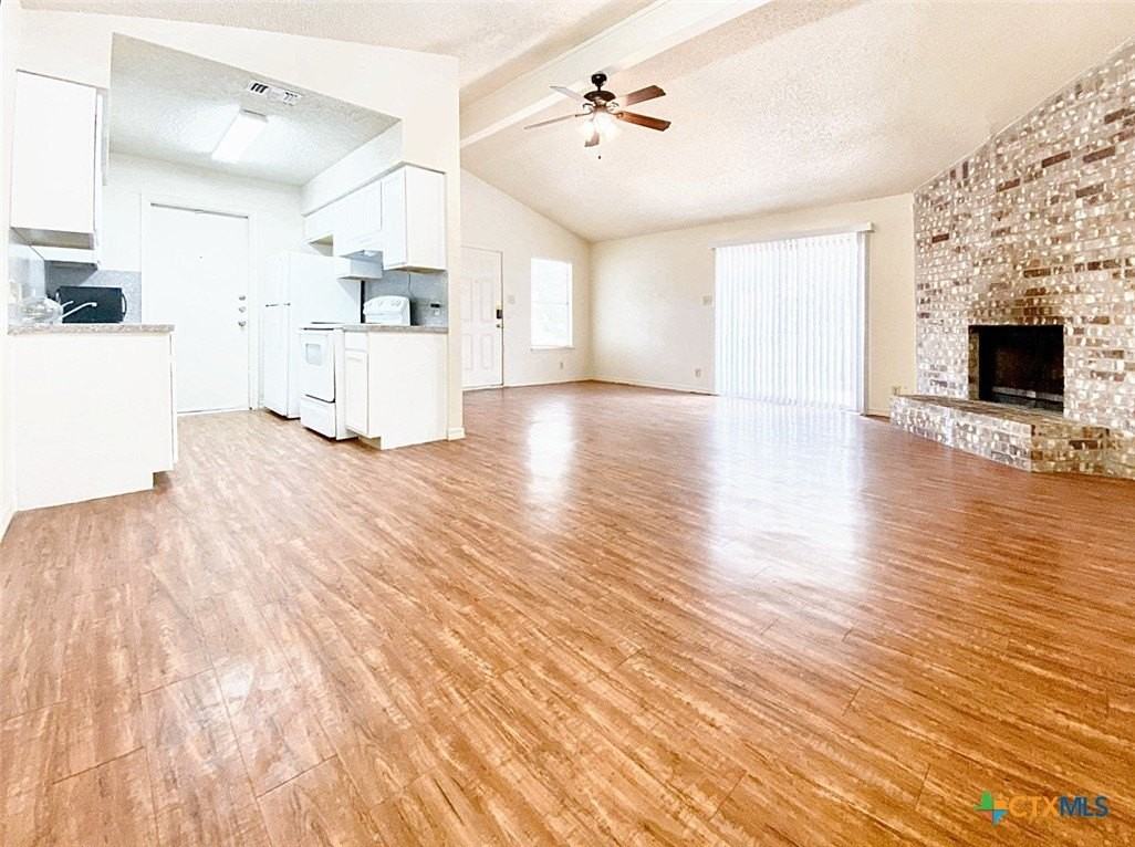 106 Hughson Ct - Photo 4 of 36