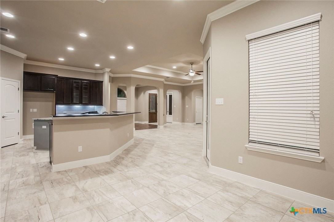 549 Wills Point Way - Photo 6 of 31