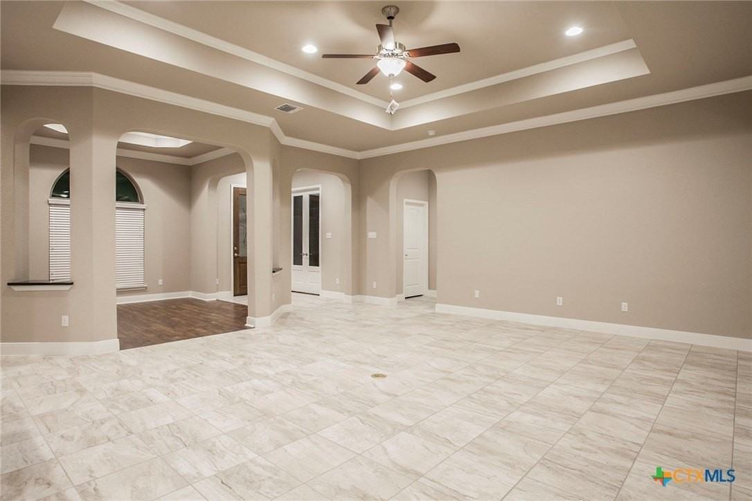 549 Wills Point Way - Photo 7 of 31