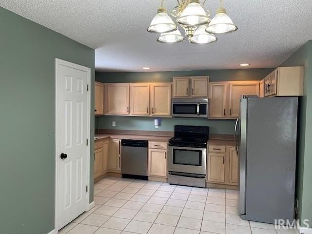 8001 Alexandra Ln - Photo 2 of 13