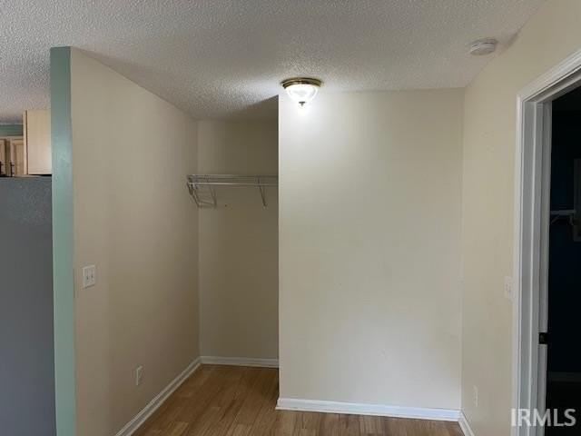 8001 Alexandra Ln - Photo 5 of 13