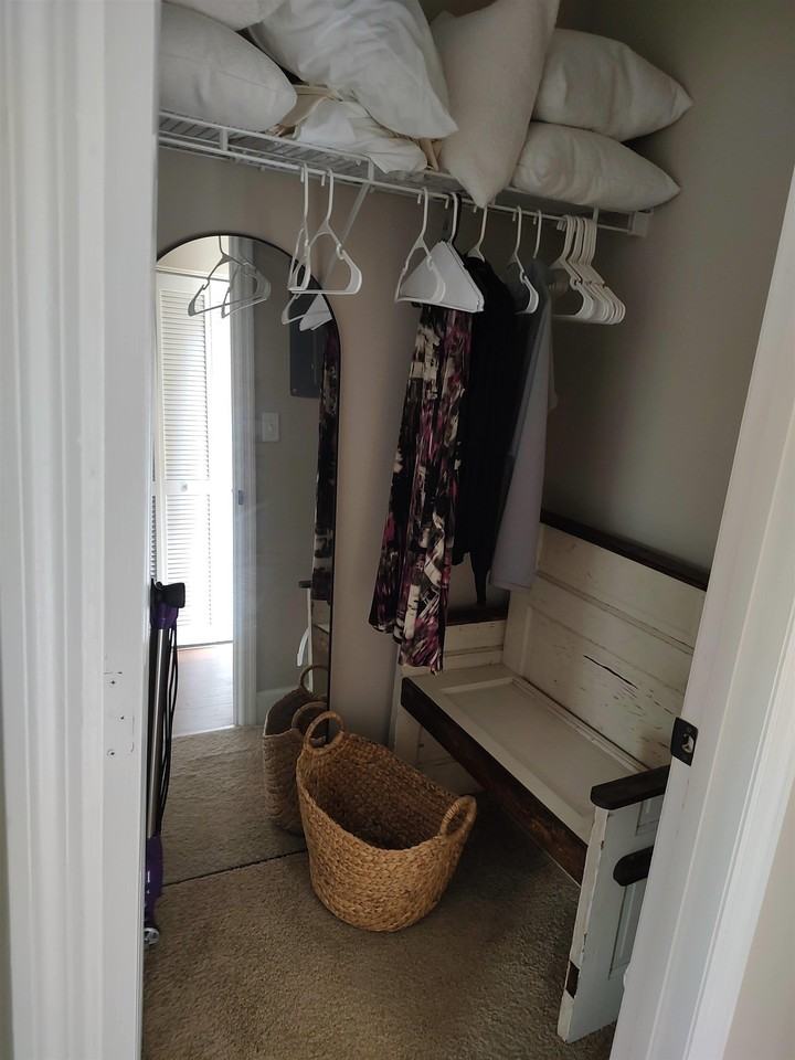3981 Four Oaks Blvd #1 - Photo 5 of 6