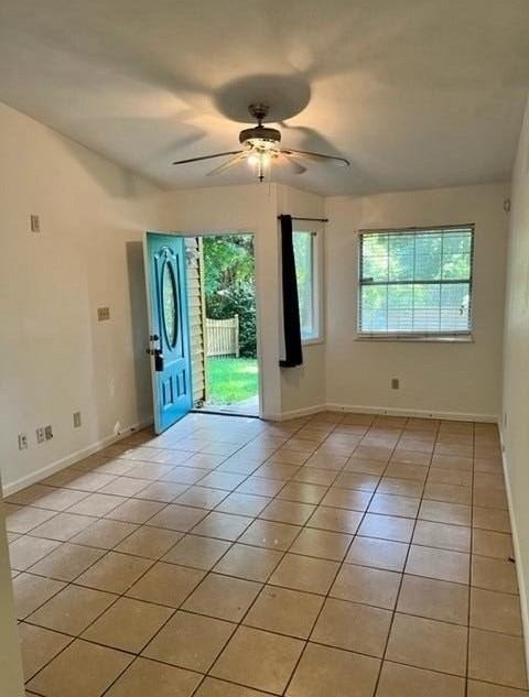 1083 Sutor Rd - Photo 3 of 10