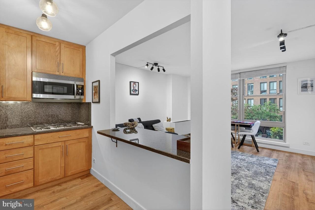 1260 21st St Nw #208 - Photo 4 of 20