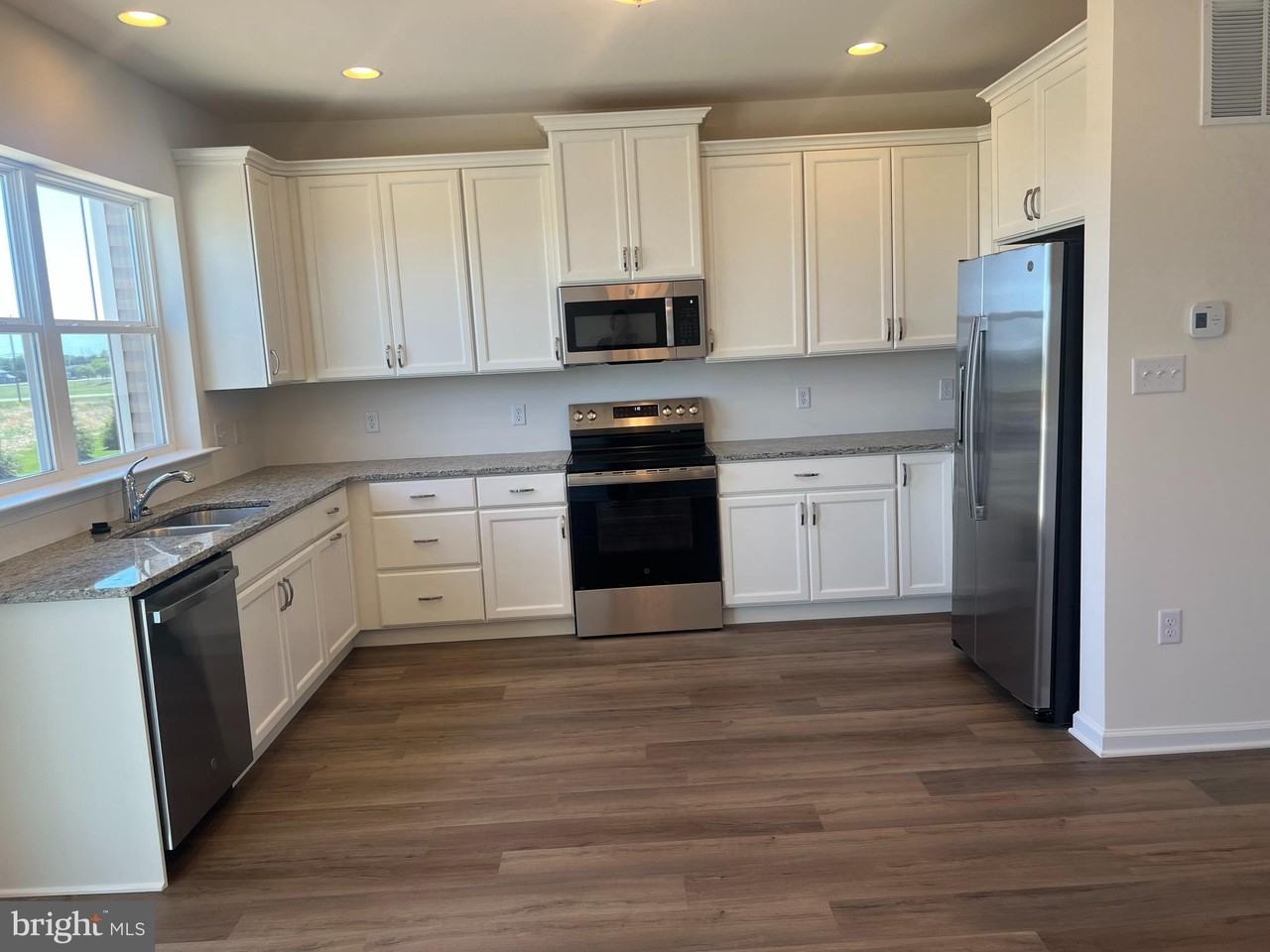 756 Rosler Way - Photo 7 of 21