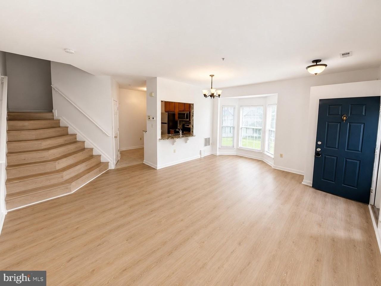308 Assembly Point Ct - Photo 3 of 19