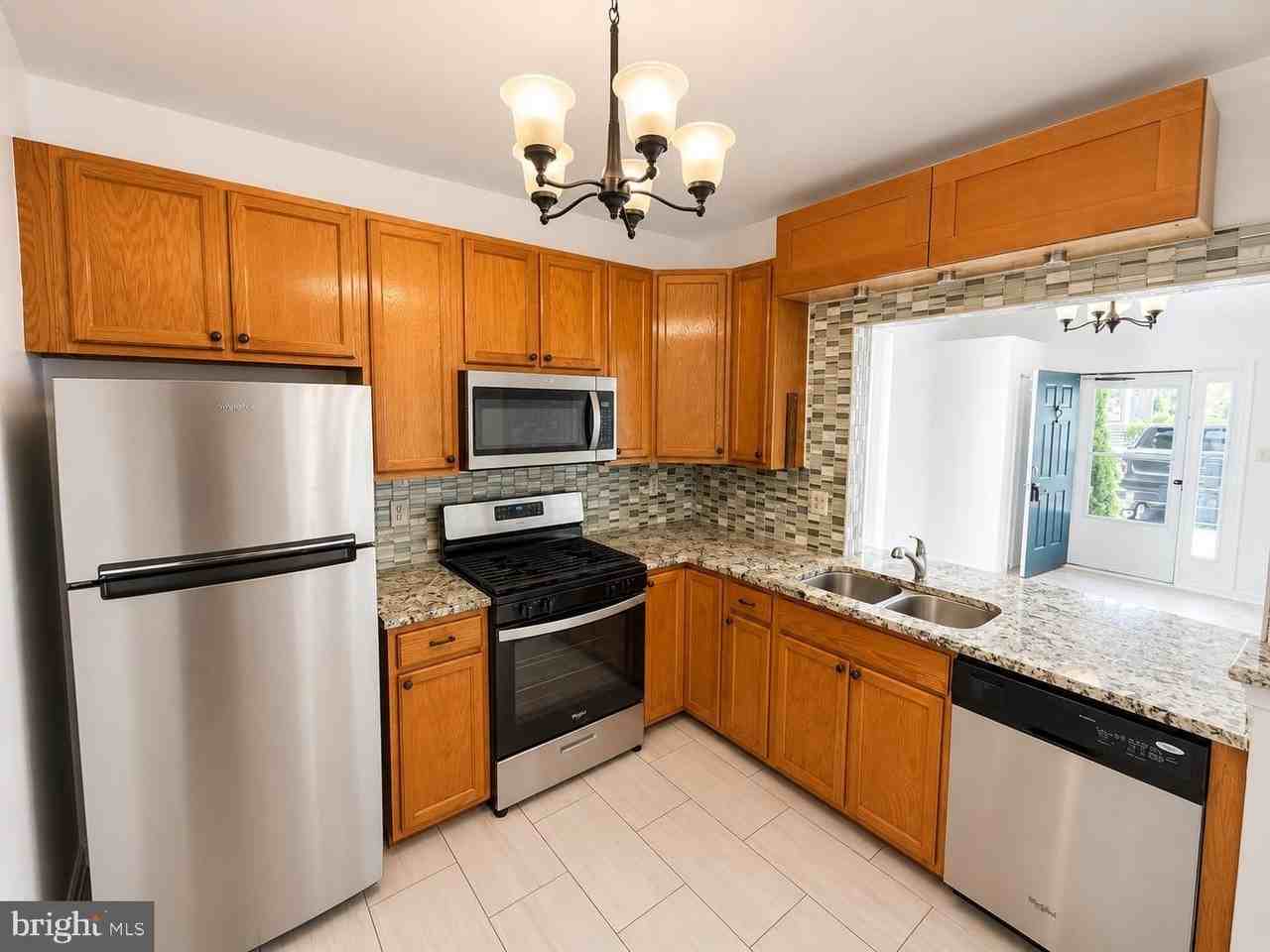 308 Assembly Point Ct - Photo 6 of 19