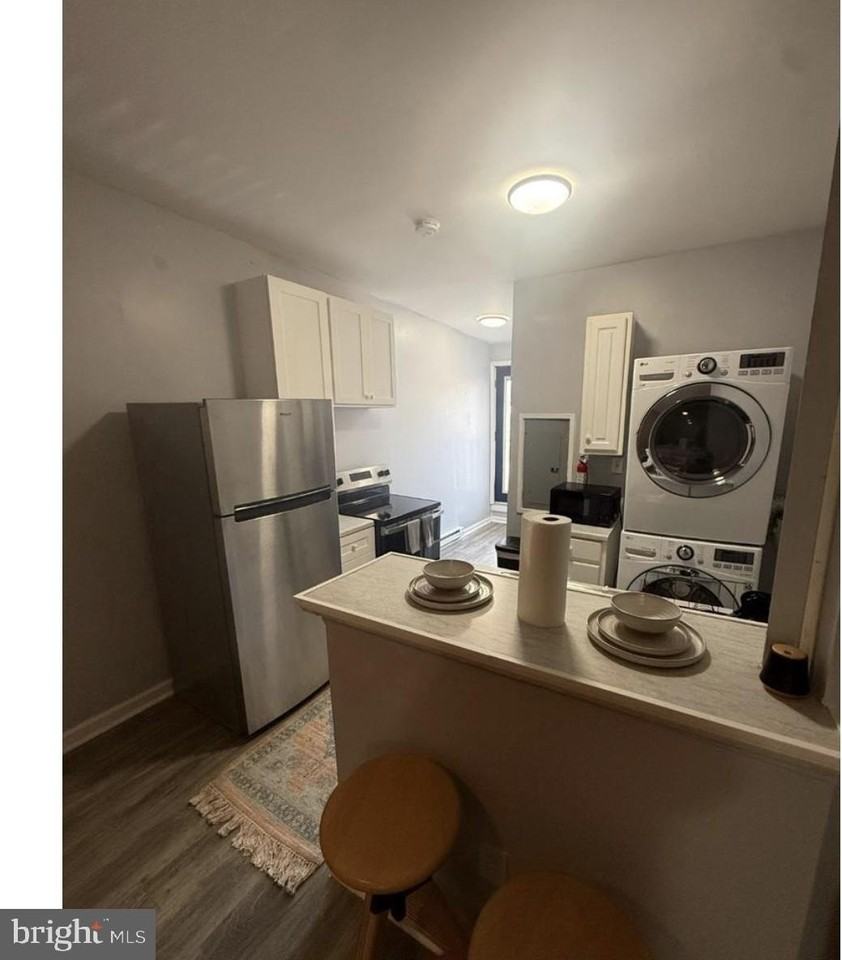 1412 W Saratoga St #2 - Photo 4 of 6