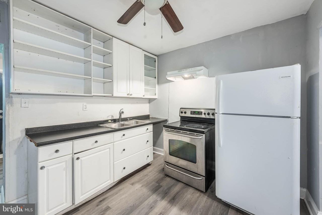 1124 Washington Blvd - Photo 6 of 16