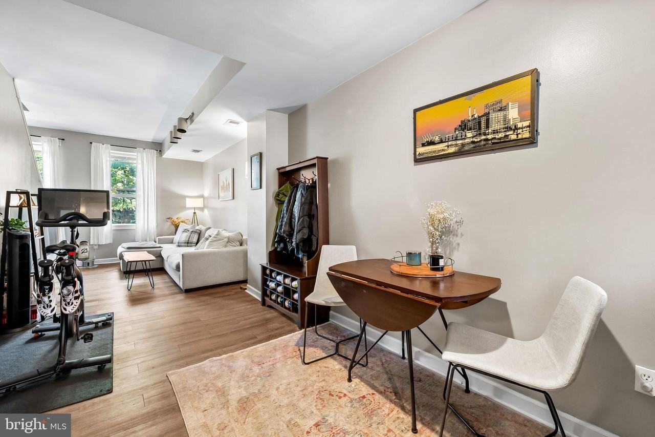 733 S Bond St #2 - Photo 7 of 22