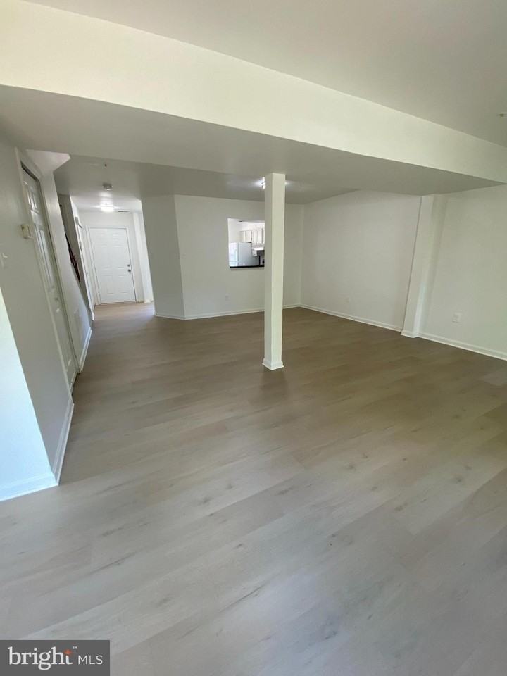 1741 Countrywood Ct - Photo 4 of 21