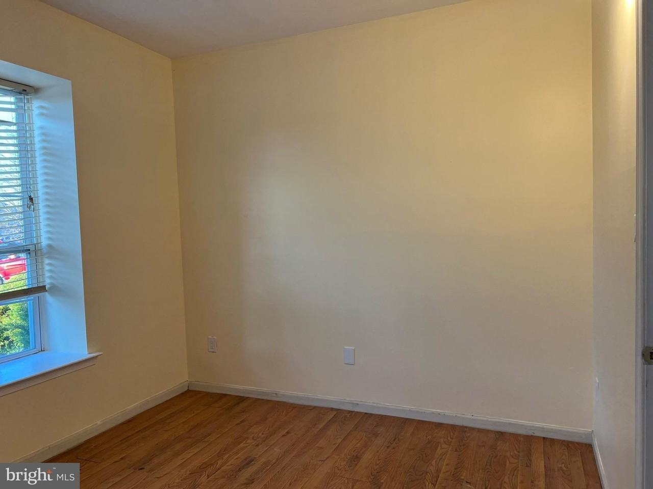 95 Roosevelt Blvd - Photo 7 of 26