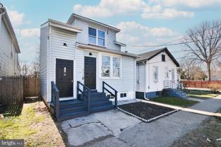 217 Parkinson Ave #1stFL - Photo 1 of 1