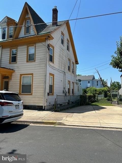214 Mulberry St #2 - Photo 7 of 8