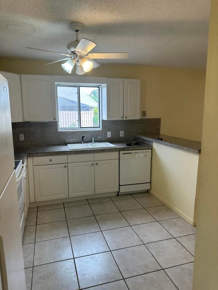 65 Maplecrest Cir - Photo 7 of 31