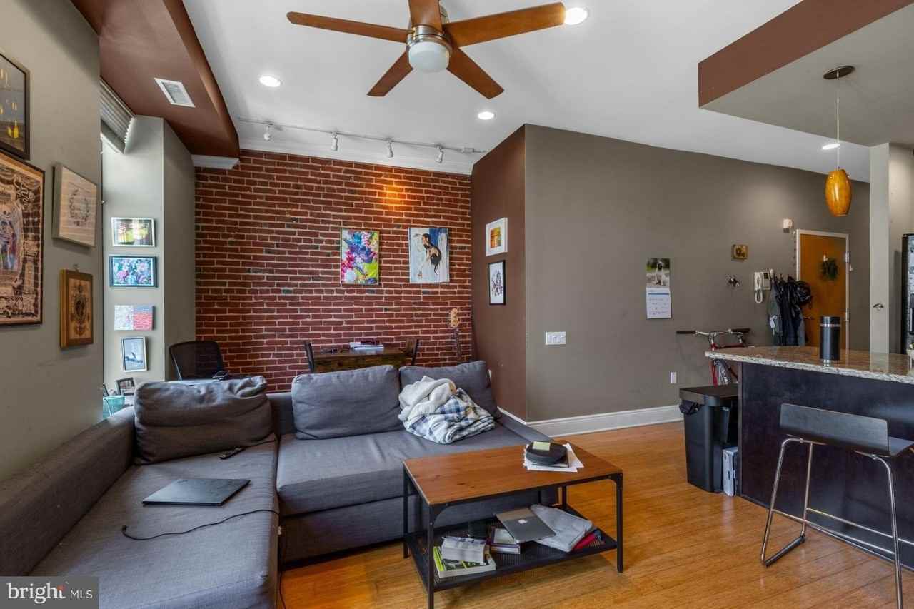 530 W Girard Ave #2 - Photo 6 of 18
