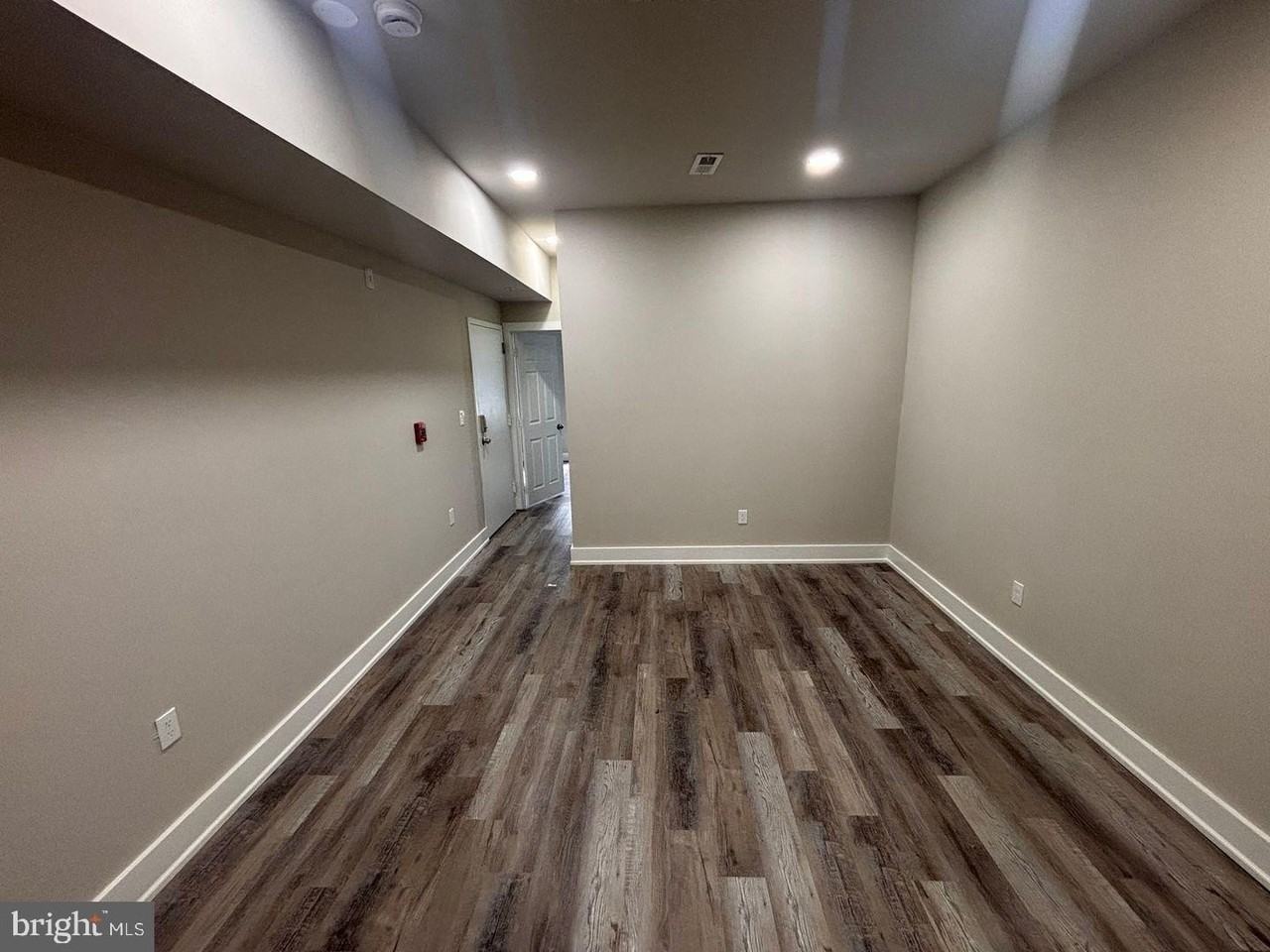 1204 W Erie Ave #3 - Photo 5 of 19