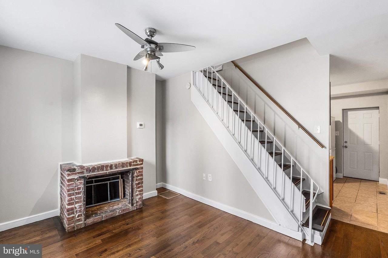 1245 N Dover St - Photo 2 of 17