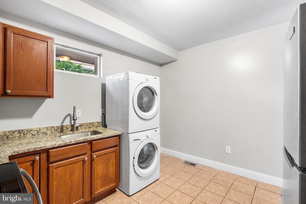 1245 N Dover St - Photo 7 of 17