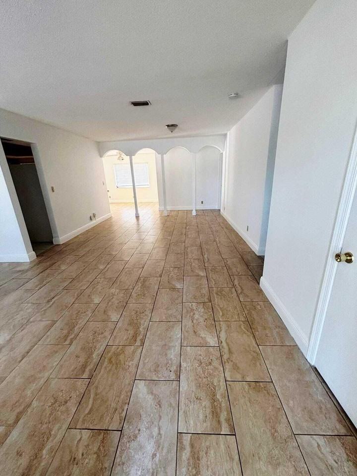 6473 Nw 20th St - Photo 7 of 31