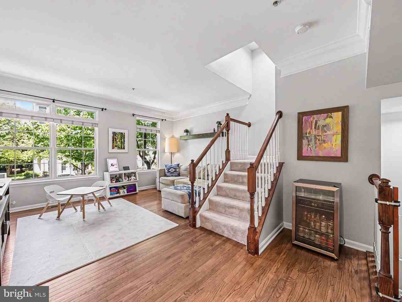 234 Cameron Station Blvd - Photo 3 of 27