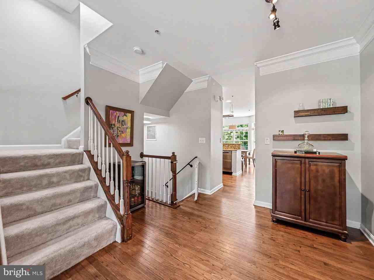 234 Cameron Station Blvd - Photo 4 of 27