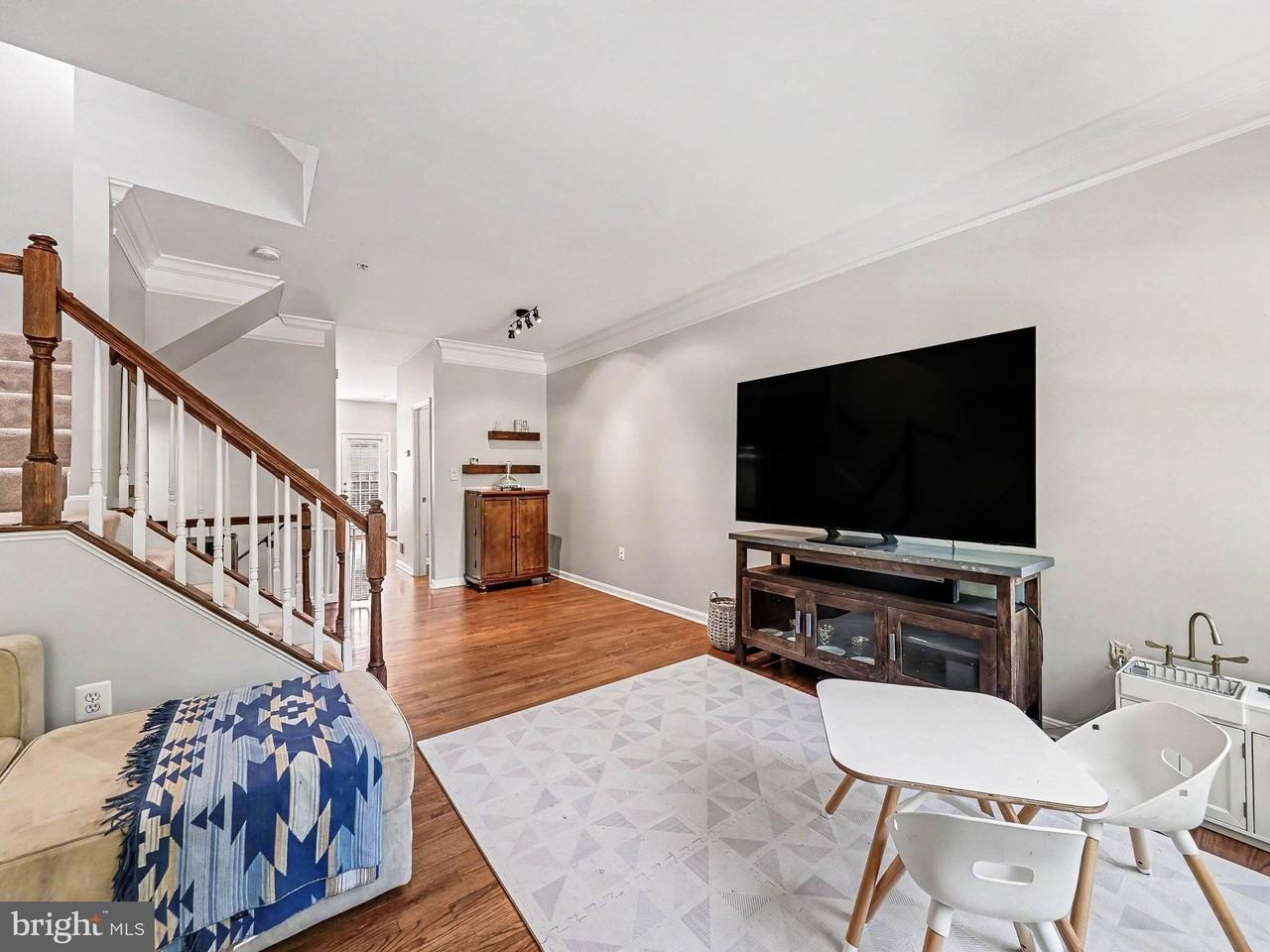 234 Cameron Station Blvd - Photo 5 of 27