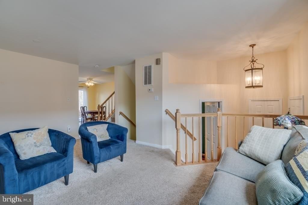 206 Dundee Pl - Photo 2 of 25