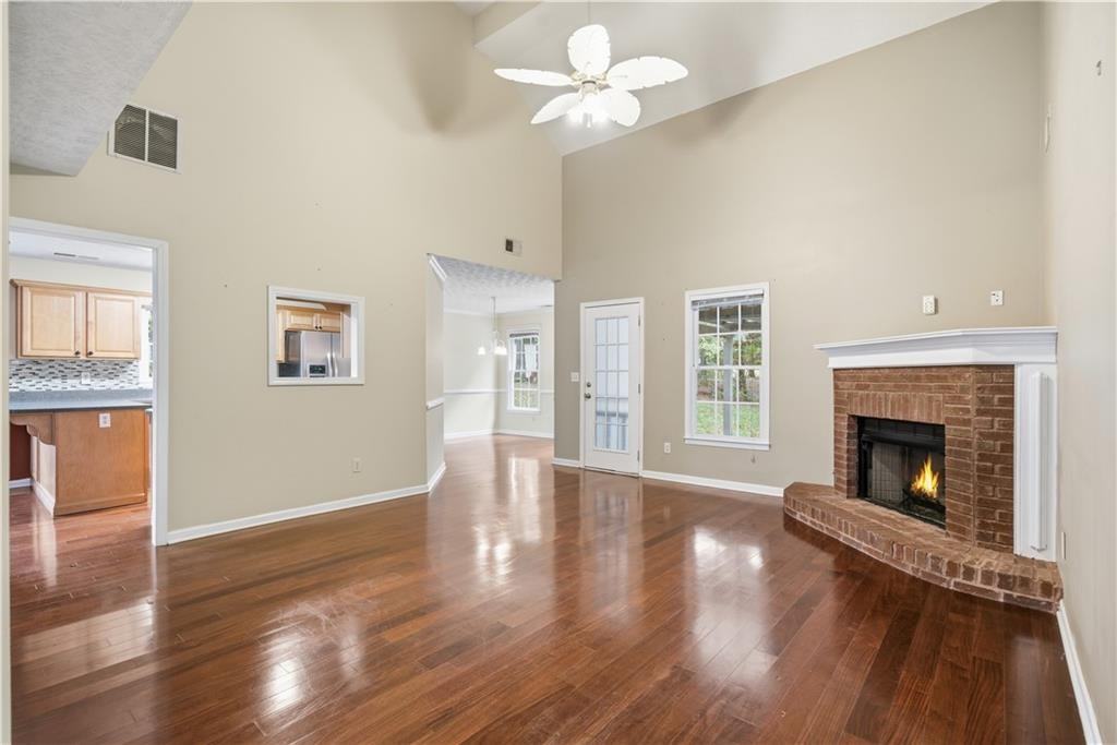 1632 Cagle Ct - Photo 5 of 34