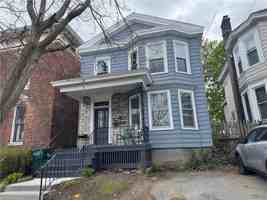 featured image of 24 W Oneida St