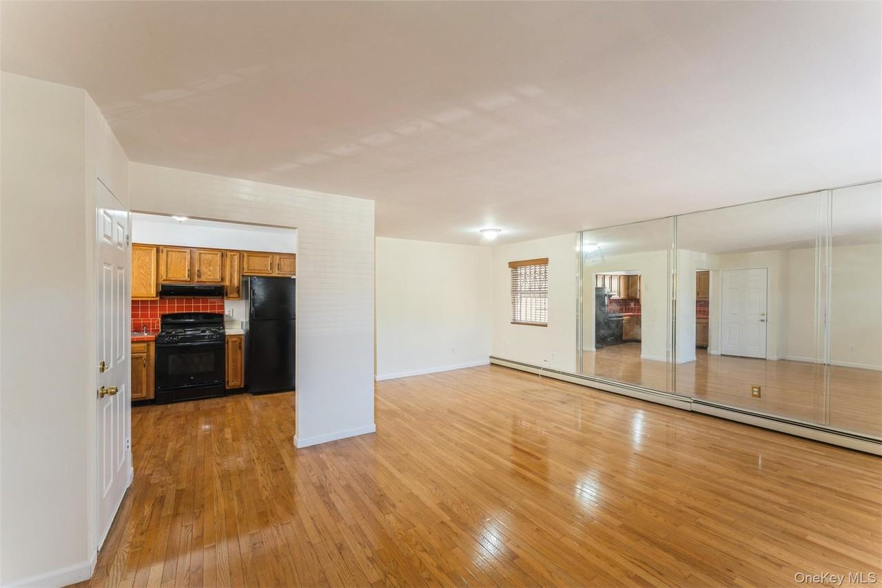 12023 Guy R Brewer Blvd ##1 - Photo 3 of 19