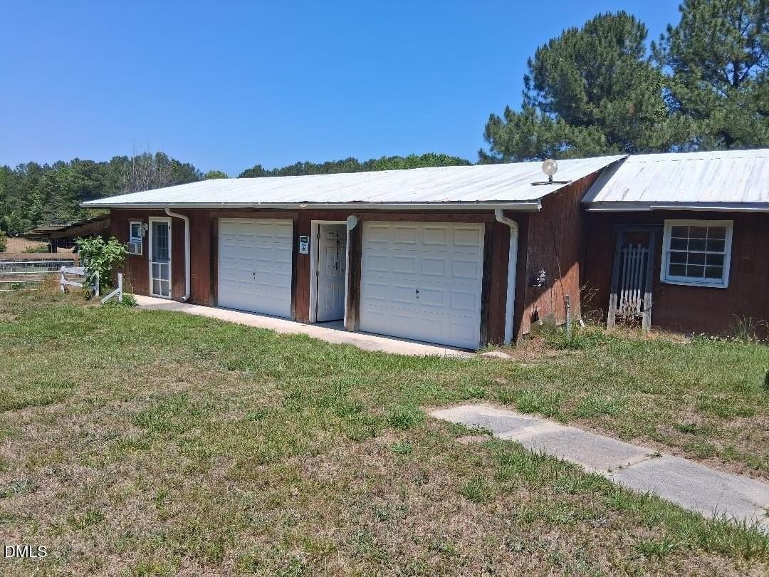 20 Rus Dr - Photo 2 of 4