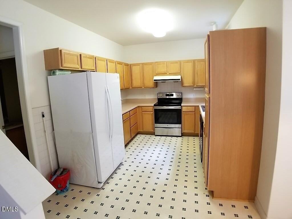 2100 Ramsgate St - Photo 3 of 13