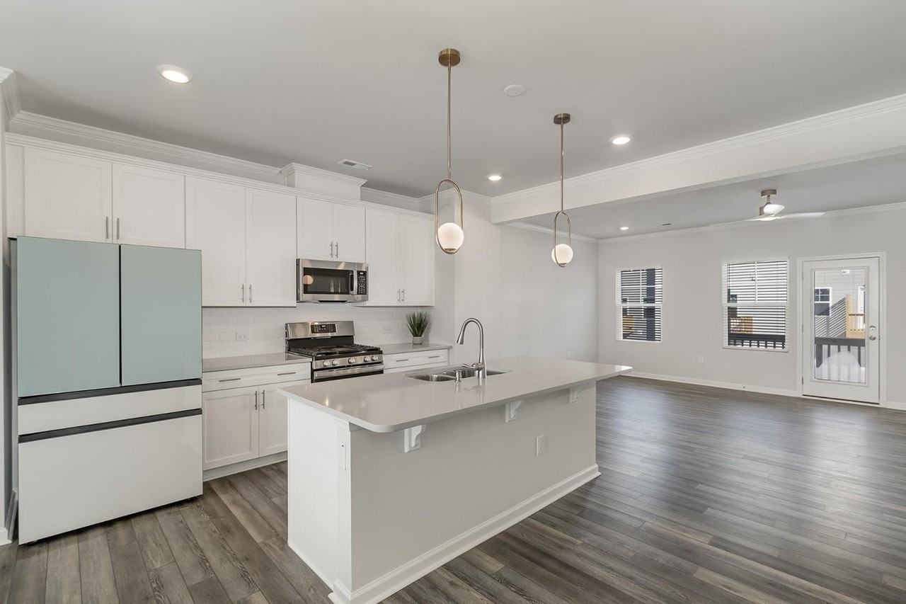 3105 Brellon Ln - Photo 3 of 33
