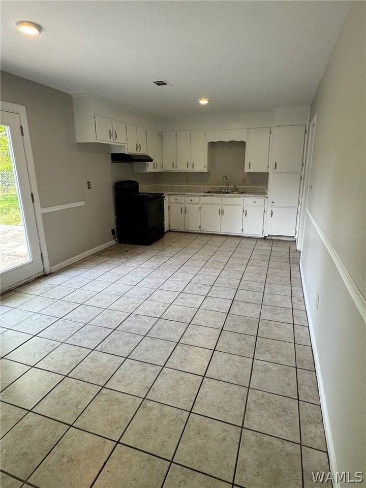 4001 30th Pl - Photo 6 of 12
