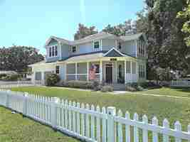 featured image of 7402 S Desoto St