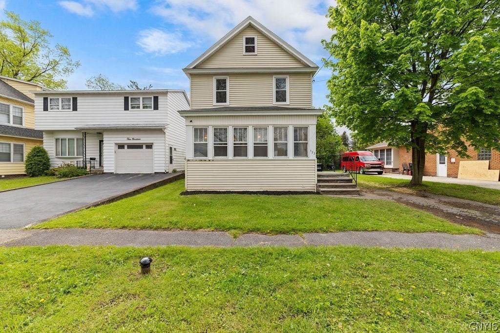 423 Wendell Ter - Photo 2 of 2