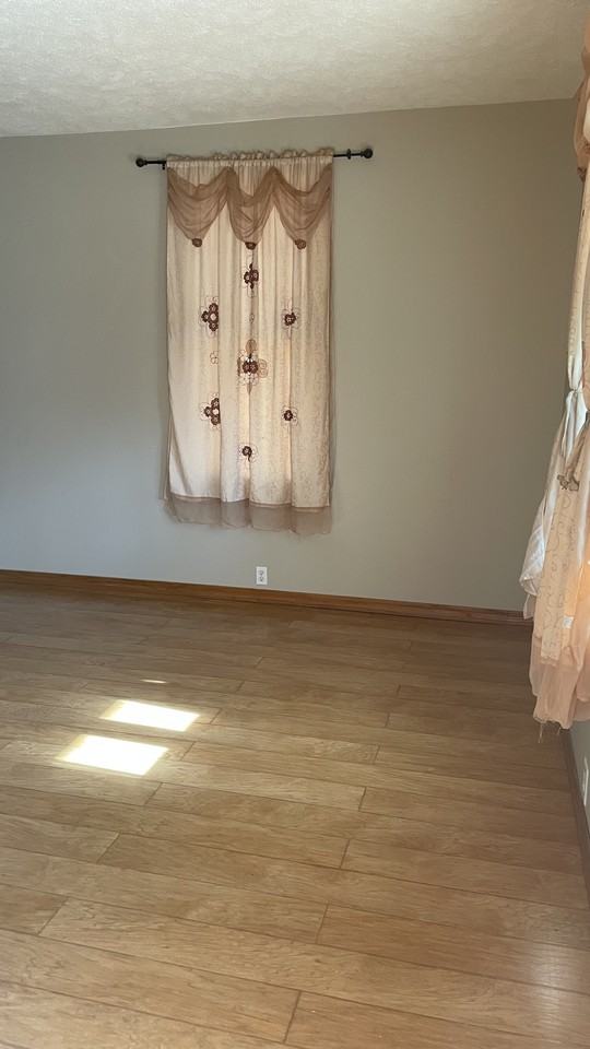 5441 S 22nd St #1 - Photo 2 of 28