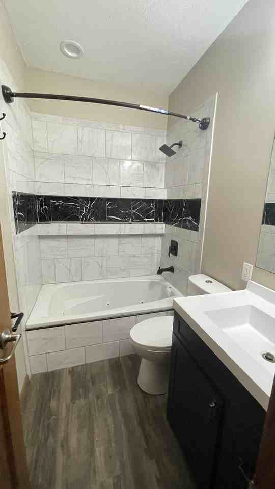 5441 S 22nd St #1 - Photo 5 of 28